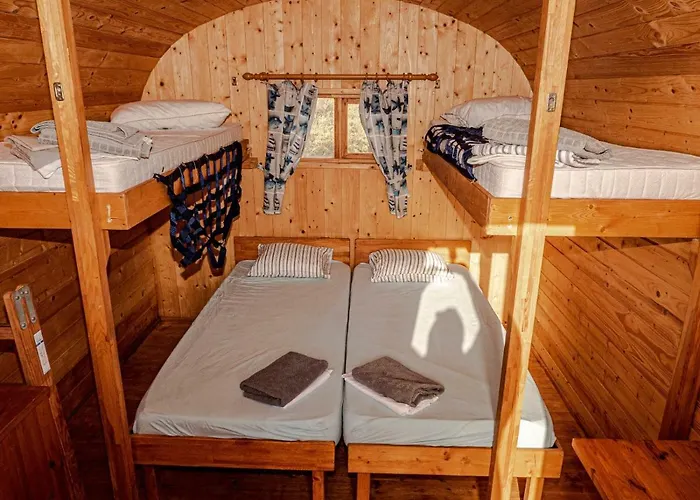 Camping Montana Roja Hotel