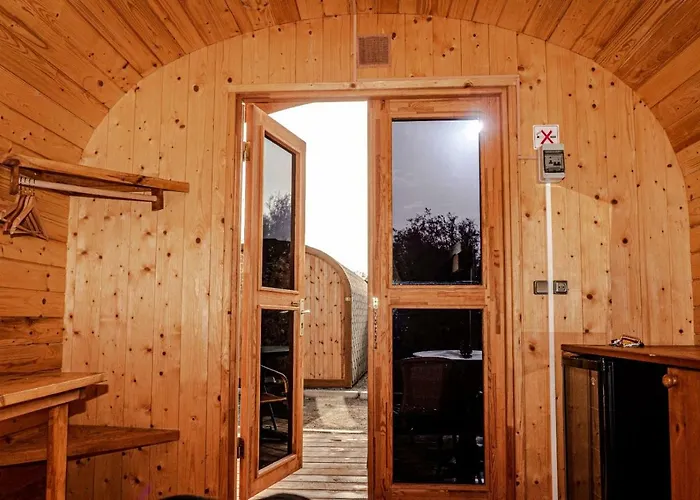 Camping Montana Roja