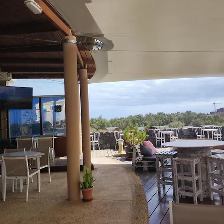 Camping Montana Roja * Ελ Μέντανο