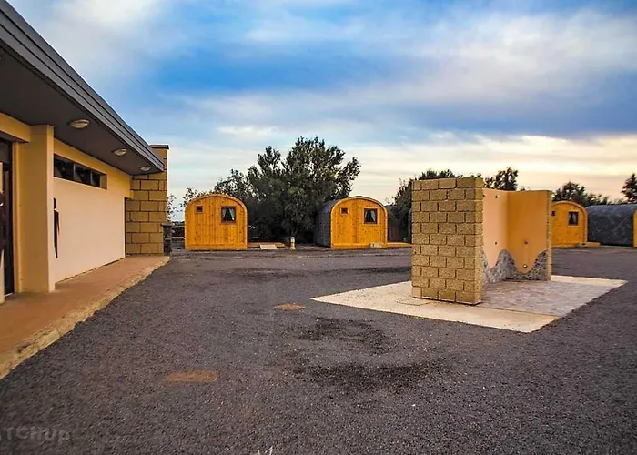 Hotel Camping Montaña Roja *