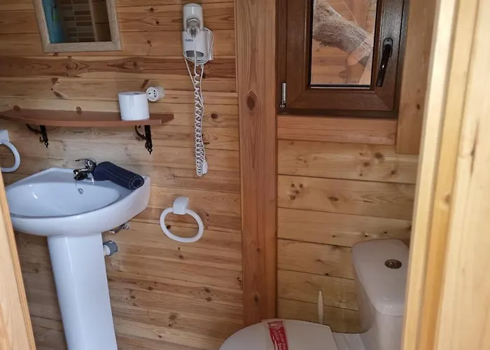 Camping Montana Roja * Ελ Μέντανο