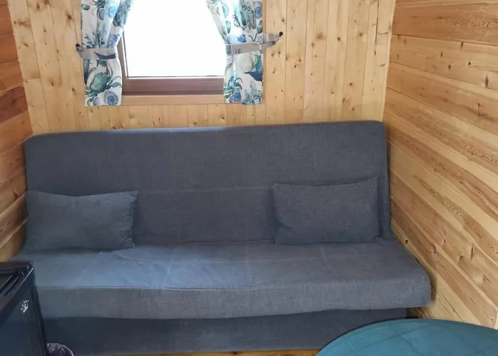 Camping Montana Roja * Ελ Μέντανο