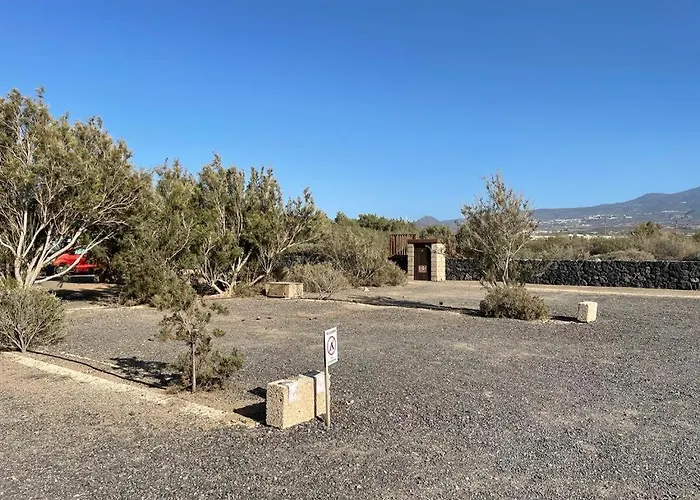 Camping Montaña Roja * El Médano