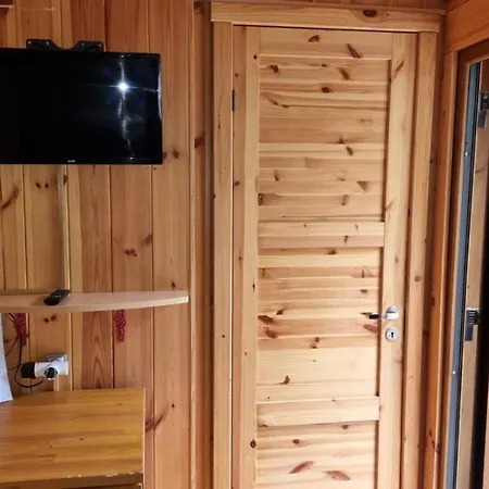 Camping Montana Roja Hotell