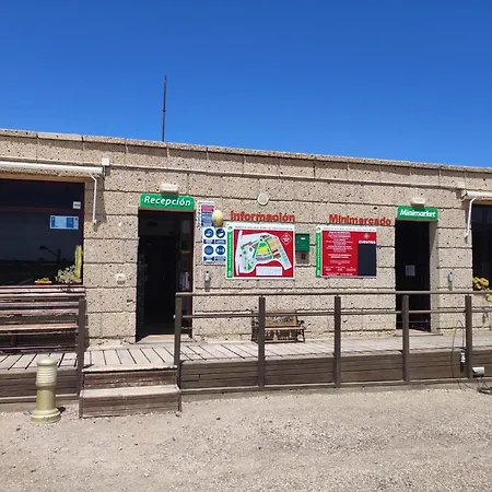 Camping Montana Roja Hotell