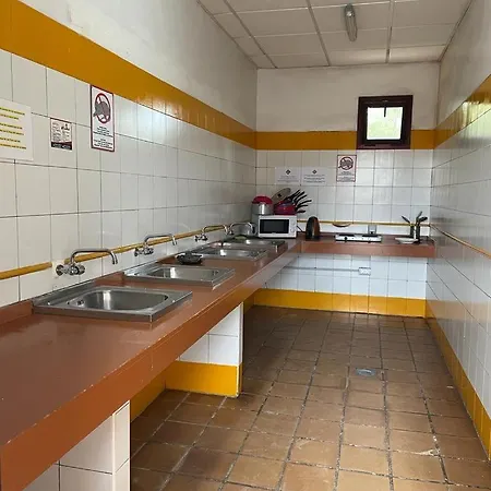 Hotell Camping Montana Roja